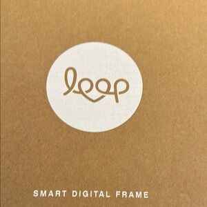 LOOP Smart Digital Frame - white  frame